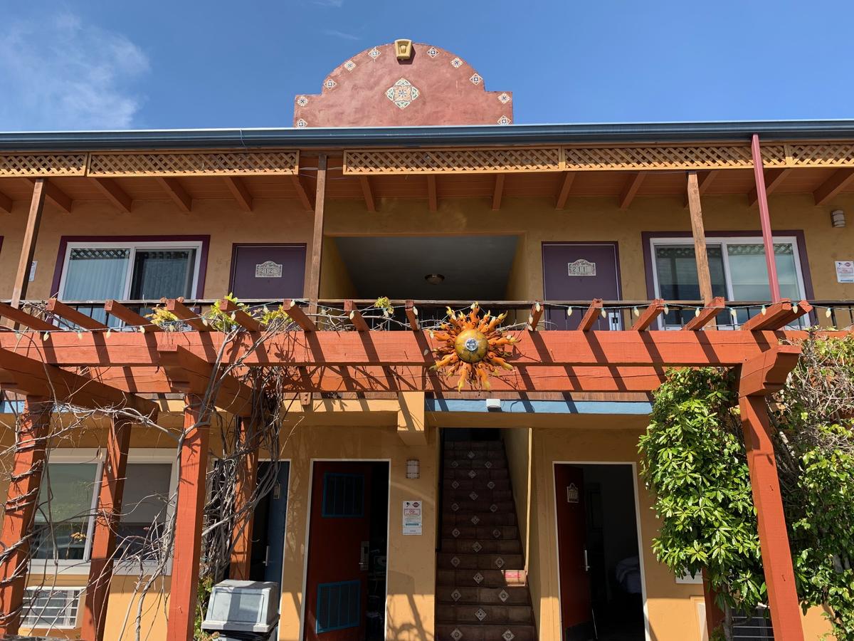 Sandyland Reef Inn - thumb 5