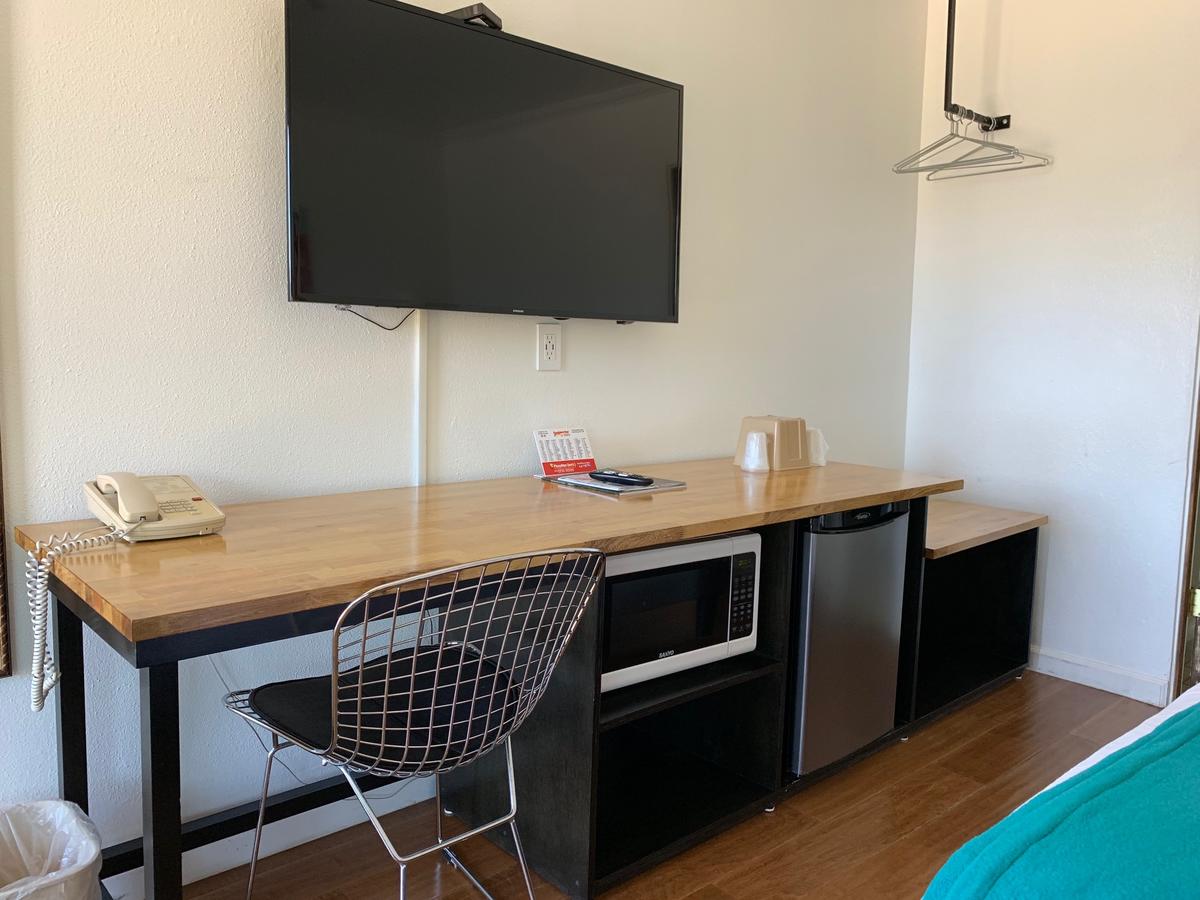 Sandyland Reef Inn - thumb 19