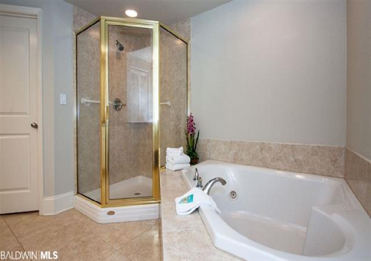 Beth's Best Kept SEA-Krete At The Caribe Resort - thumb 12