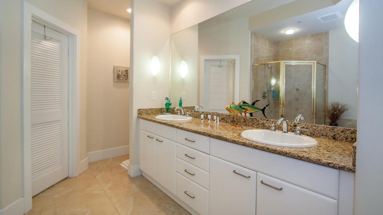 CRCPH03 - Immaculate Penthouse Three-bedroom Apartment - thumb 5