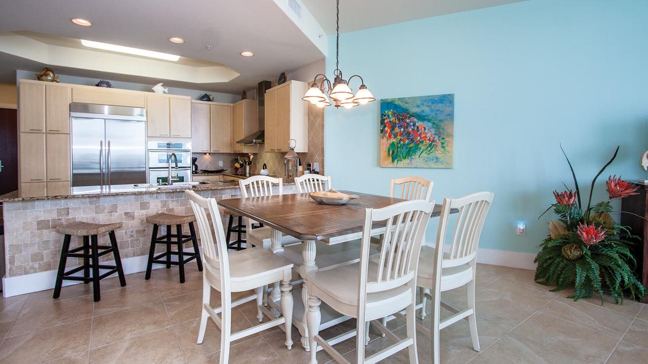 CRCPH03 - Immaculate Penthouse Three-bedroom Apartment - thumb 1