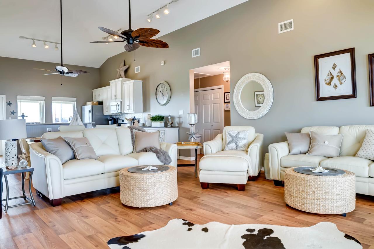 A Wave From It All - thumb 12