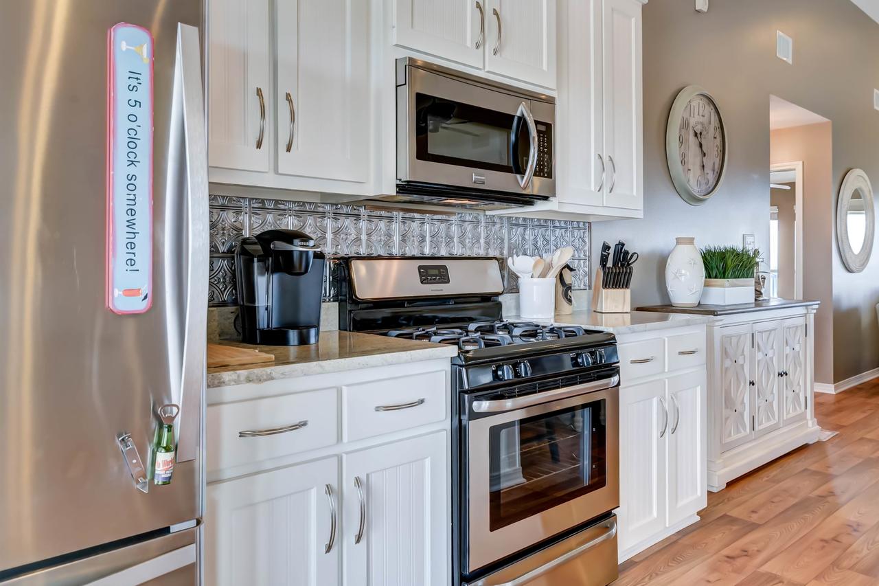 A Wave From It All - thumb 6