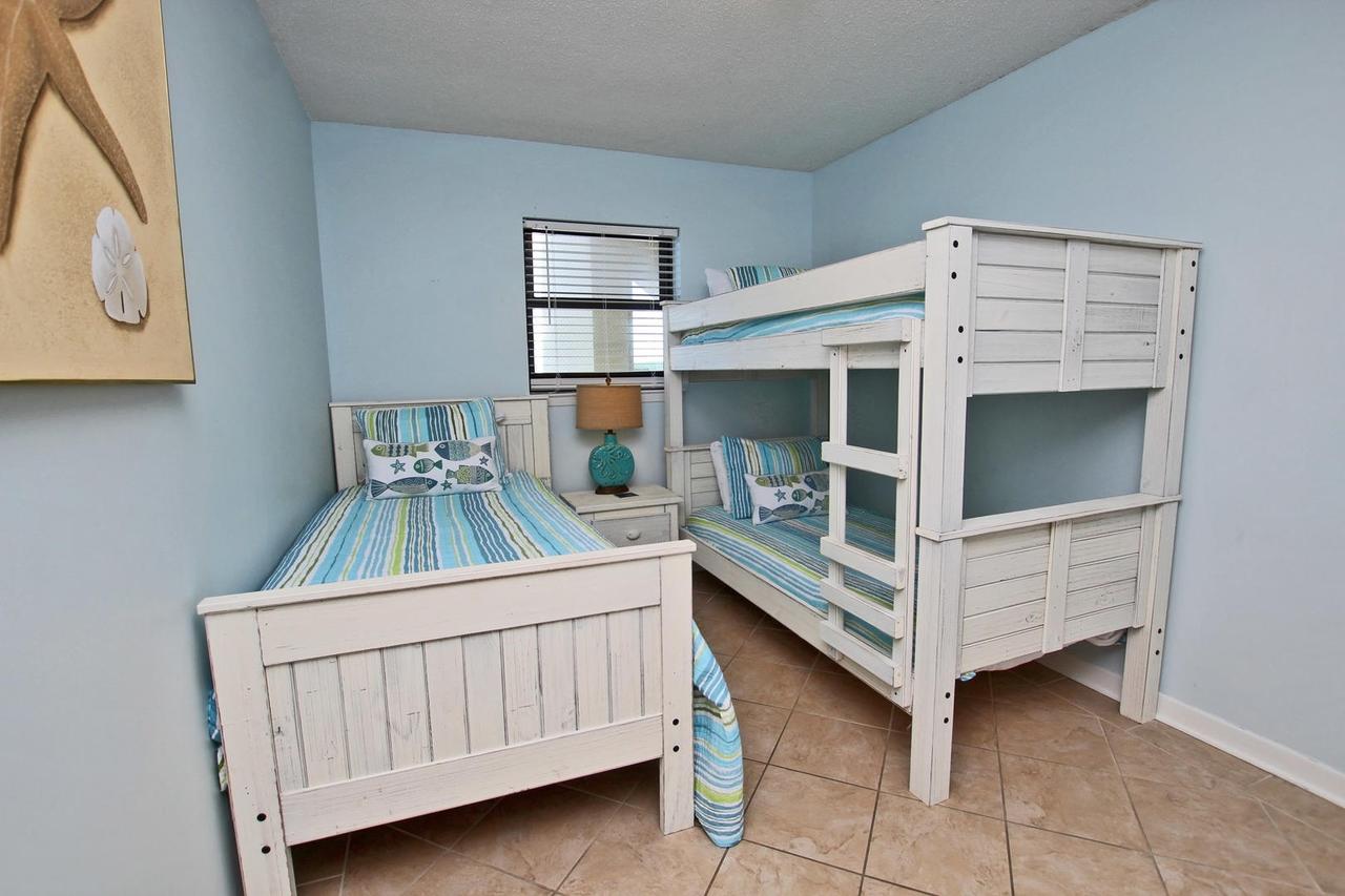 Boardwalk 682 - thumb 25