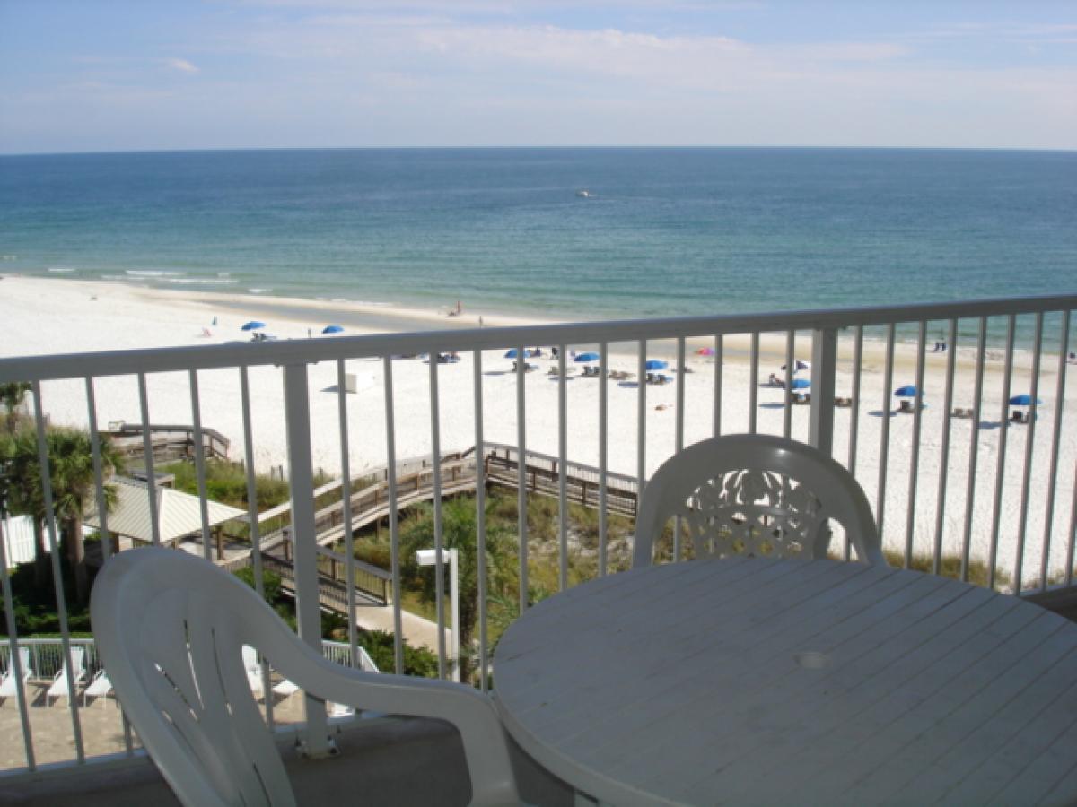 2 Bedrooms 2 Bath Beachfront With An Unbelievable Gulf View | - thumb 5