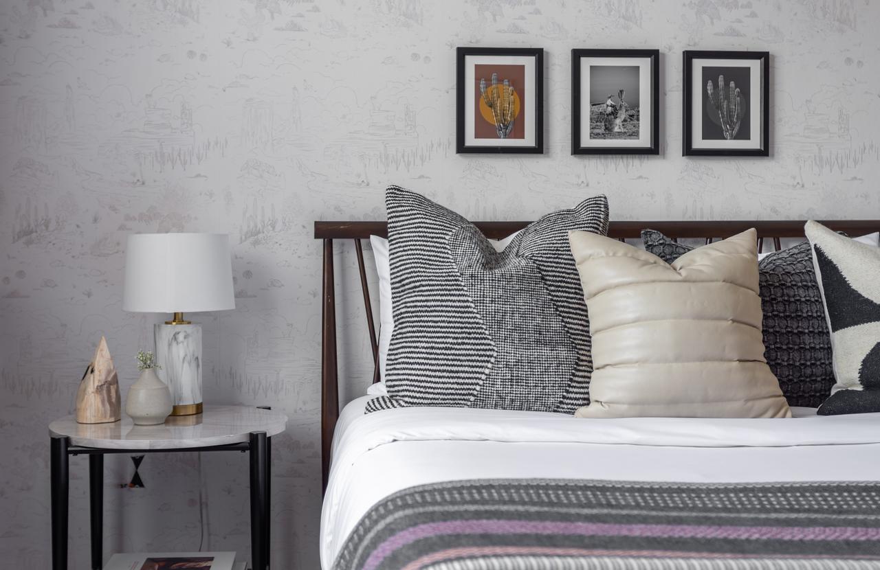 Modern 3 Bedroom Apt Minutes To Airport - thumb 25