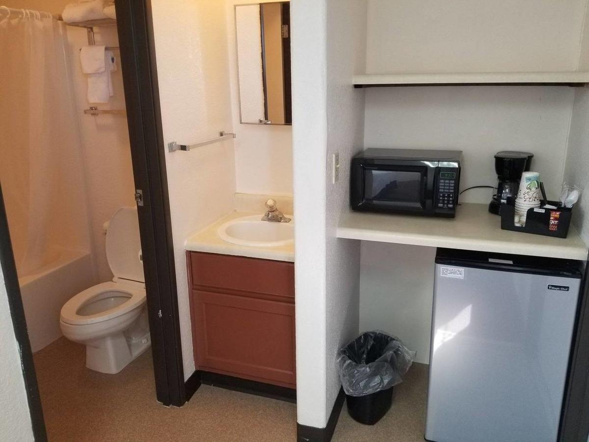 Affordable Retreat Sleeps 2 Near Grand Canyon - thumb 1