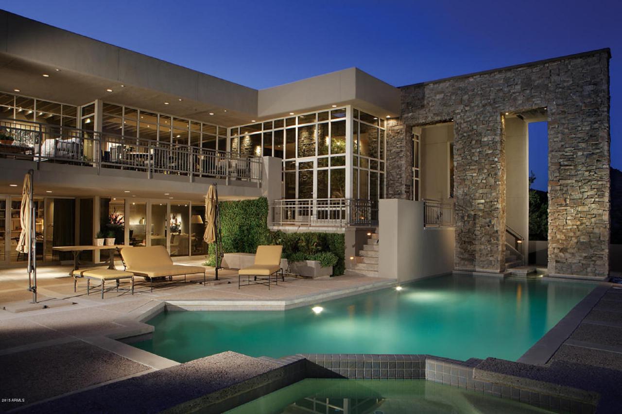 Paradise Valley Hillside Mansion - thumb 1