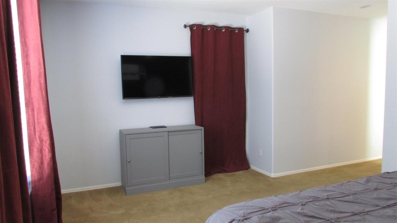 4BR South Phoenix Home - thumb 6