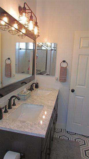 4BR South Phoenix Home - thumb 24