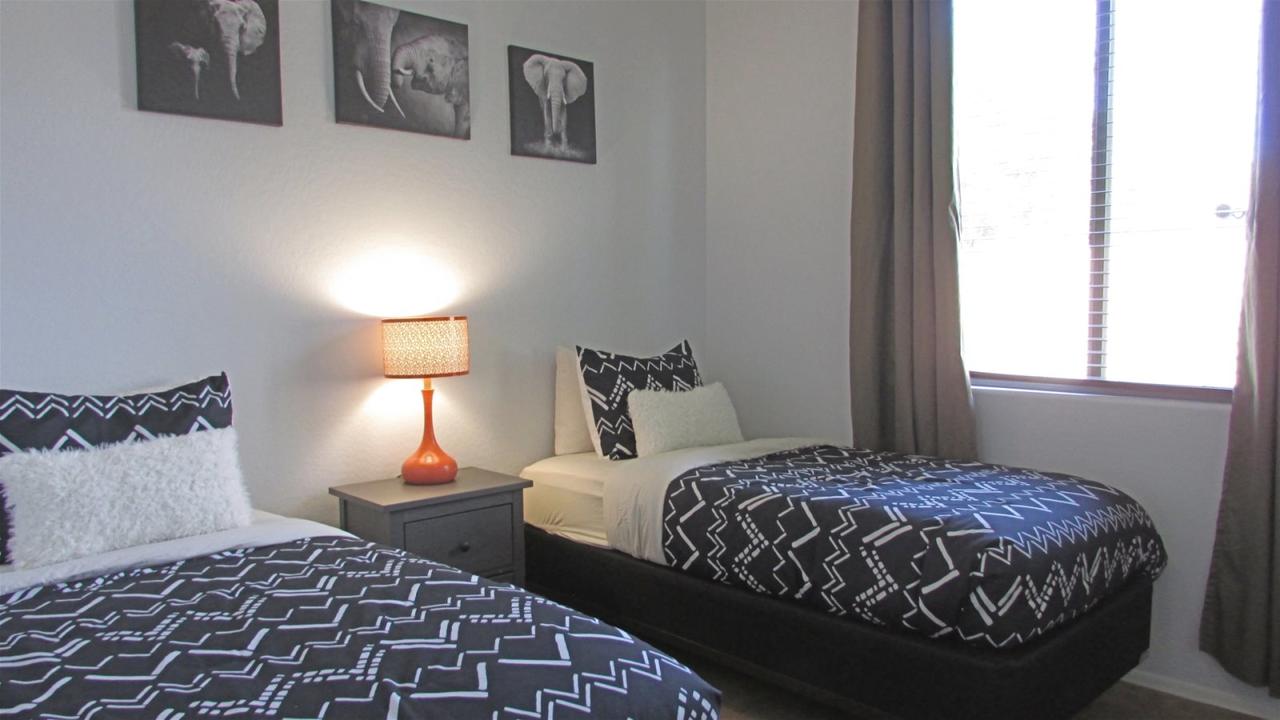 4BR South Phoenix Home - thumb 14