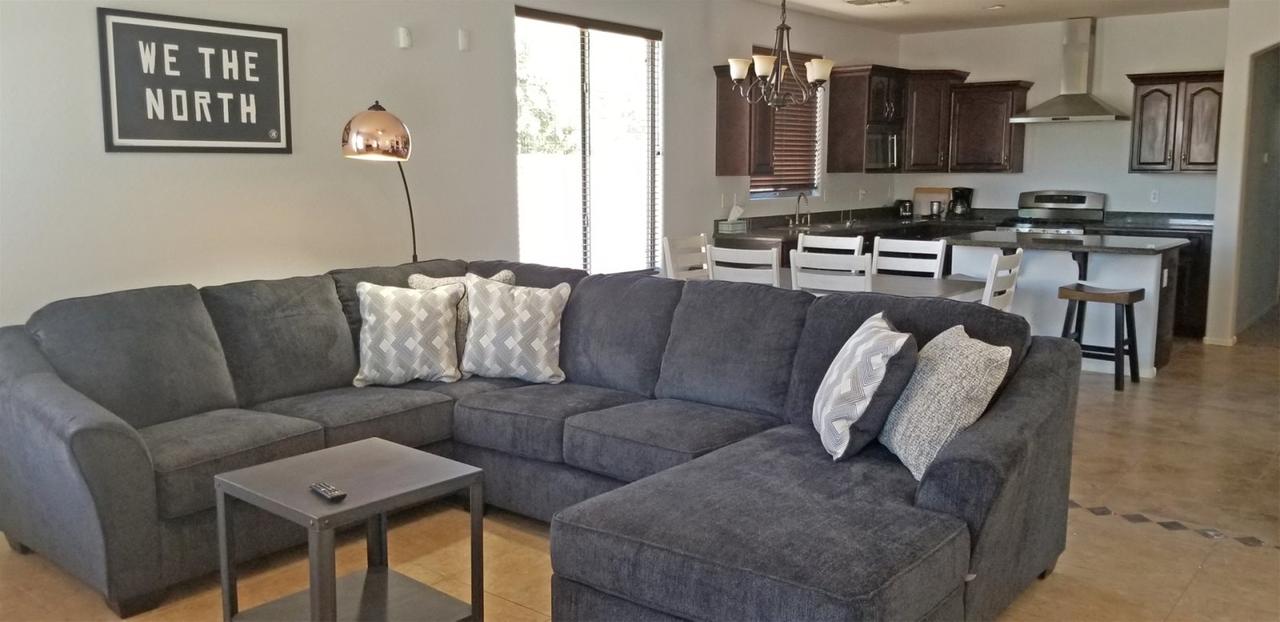 4BR South Phoenix Home - thumb 2