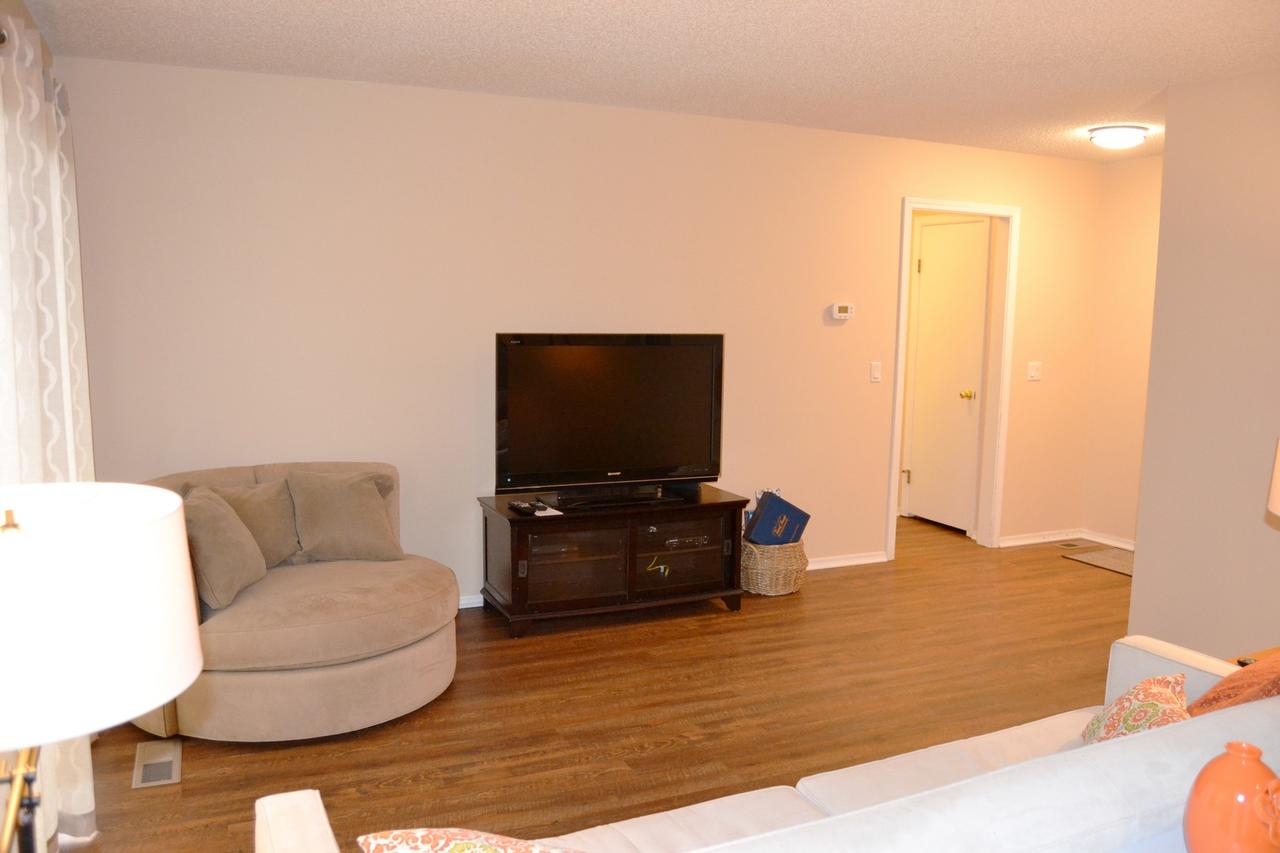 West Gate Area Home - thumb 4
