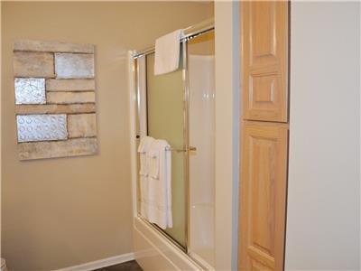 East Gate Area Townhome - thumb 9