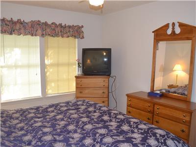 DeSoto Courts Townhome 162 - thumb 3
