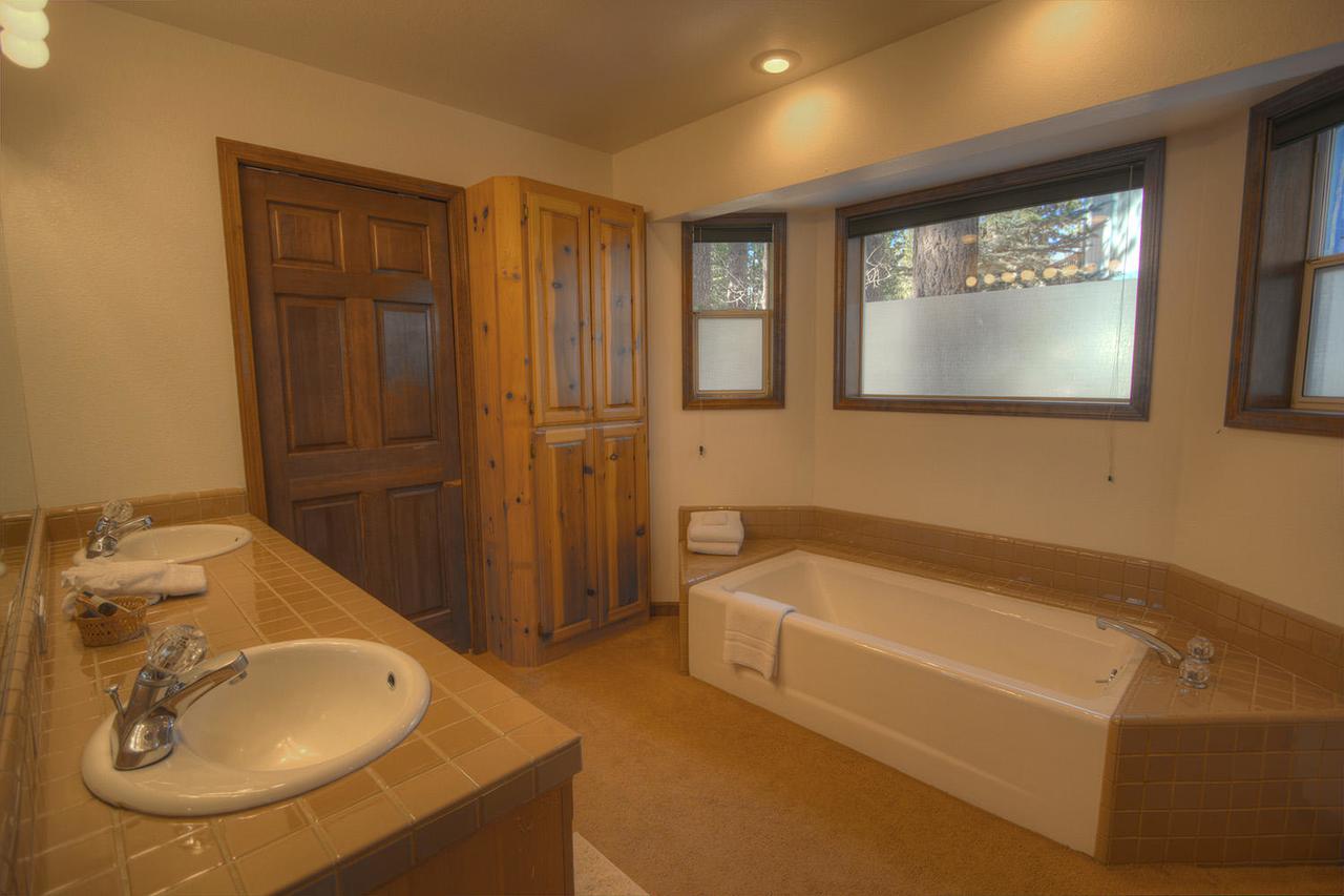 High Meadows HIdeaway - thumb 16