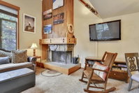 Booking Alpine-meadows China Accommodation