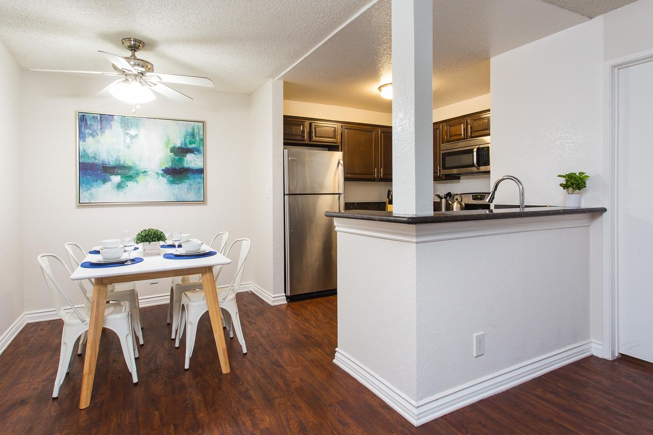 Hollywood Relaxing Luxury - thumb 2