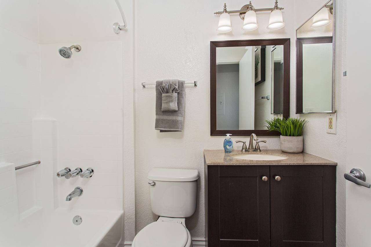 Hollywood Relaxing Luxury - thumb 10