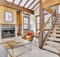 Alpine Elevated Two Bedroom Home - China Accommodation