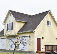 Azalea Haven One Bedroom - USA Accommodation