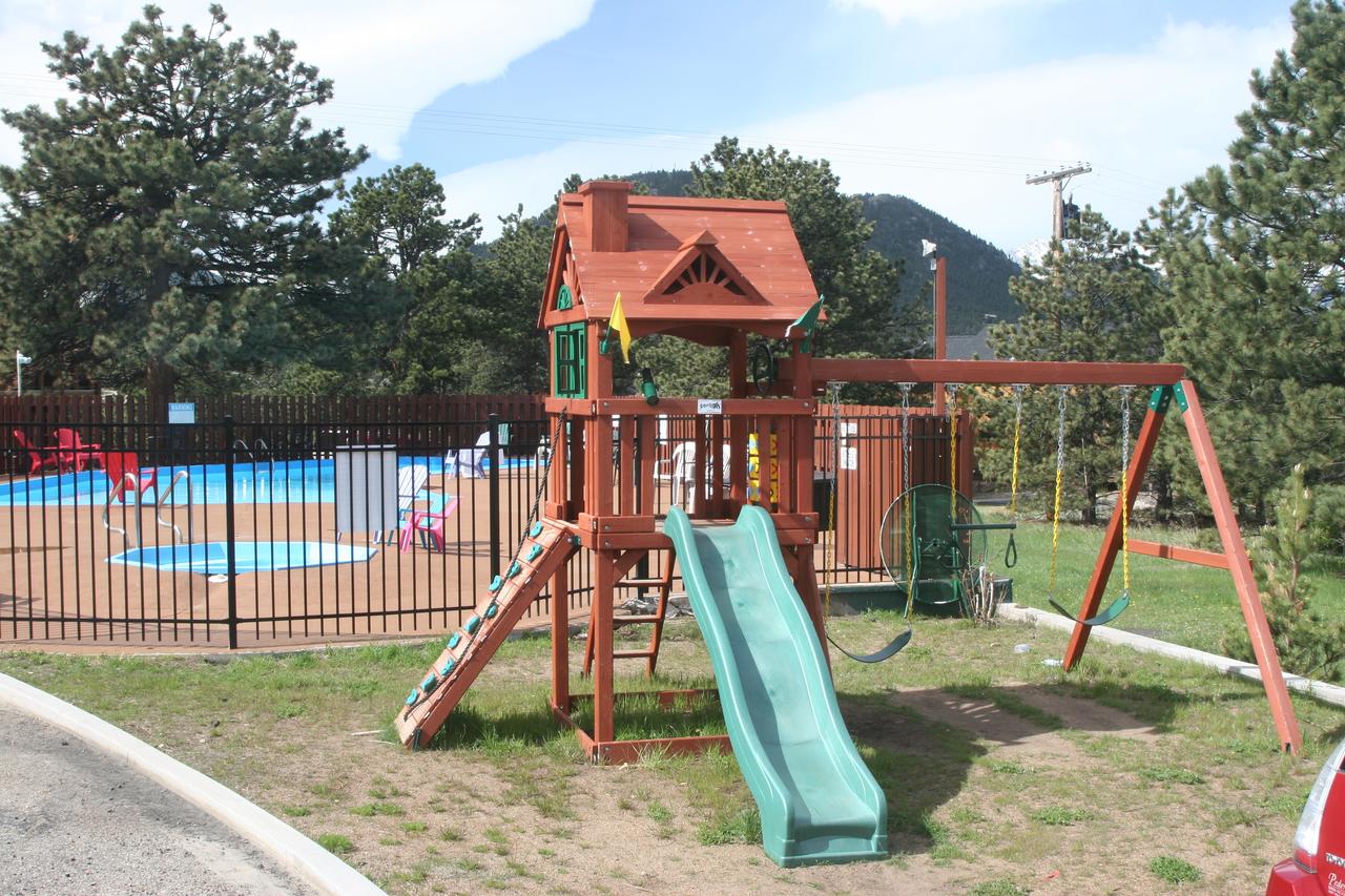 Hotel Estes - thumb 43