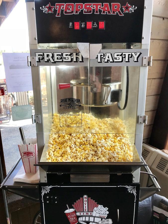 Hotel Estes - thumb 39