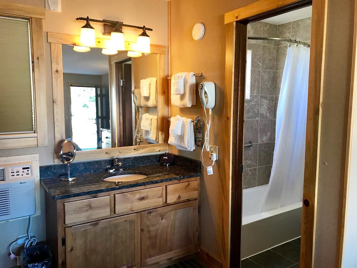 Hotel Estes - thumb 17