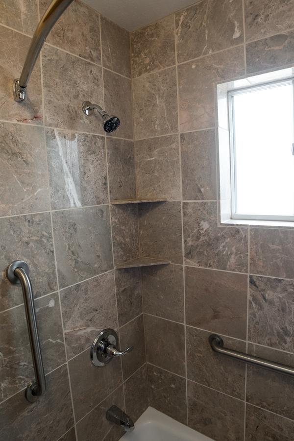 Hotel Estes - thumb 20