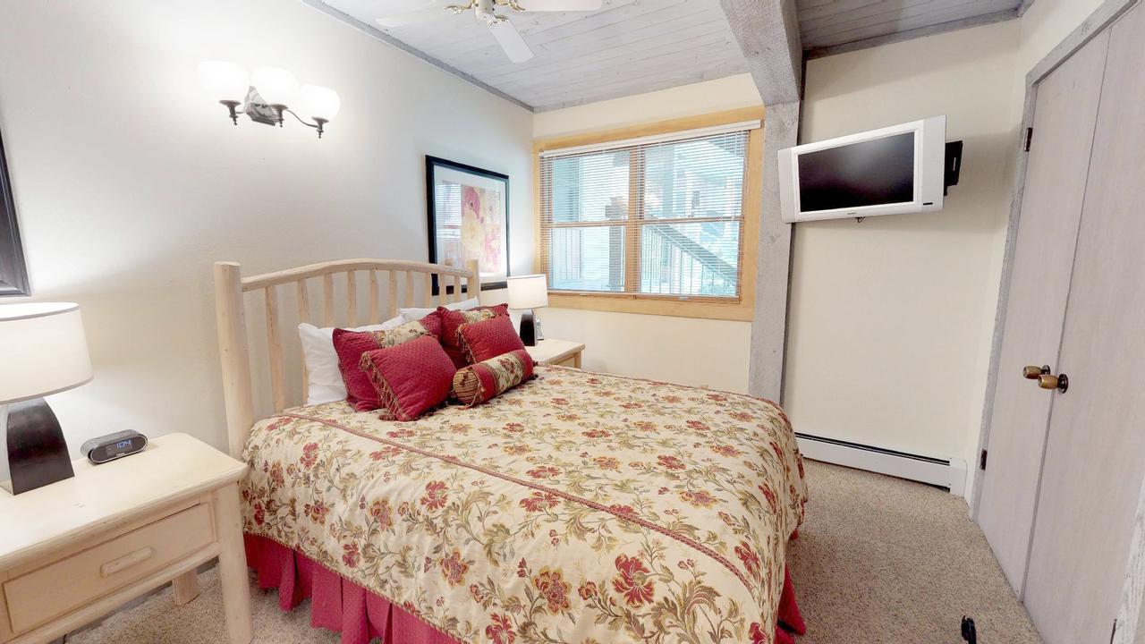 Top Of The Village, A Destination Residence - thumb 38