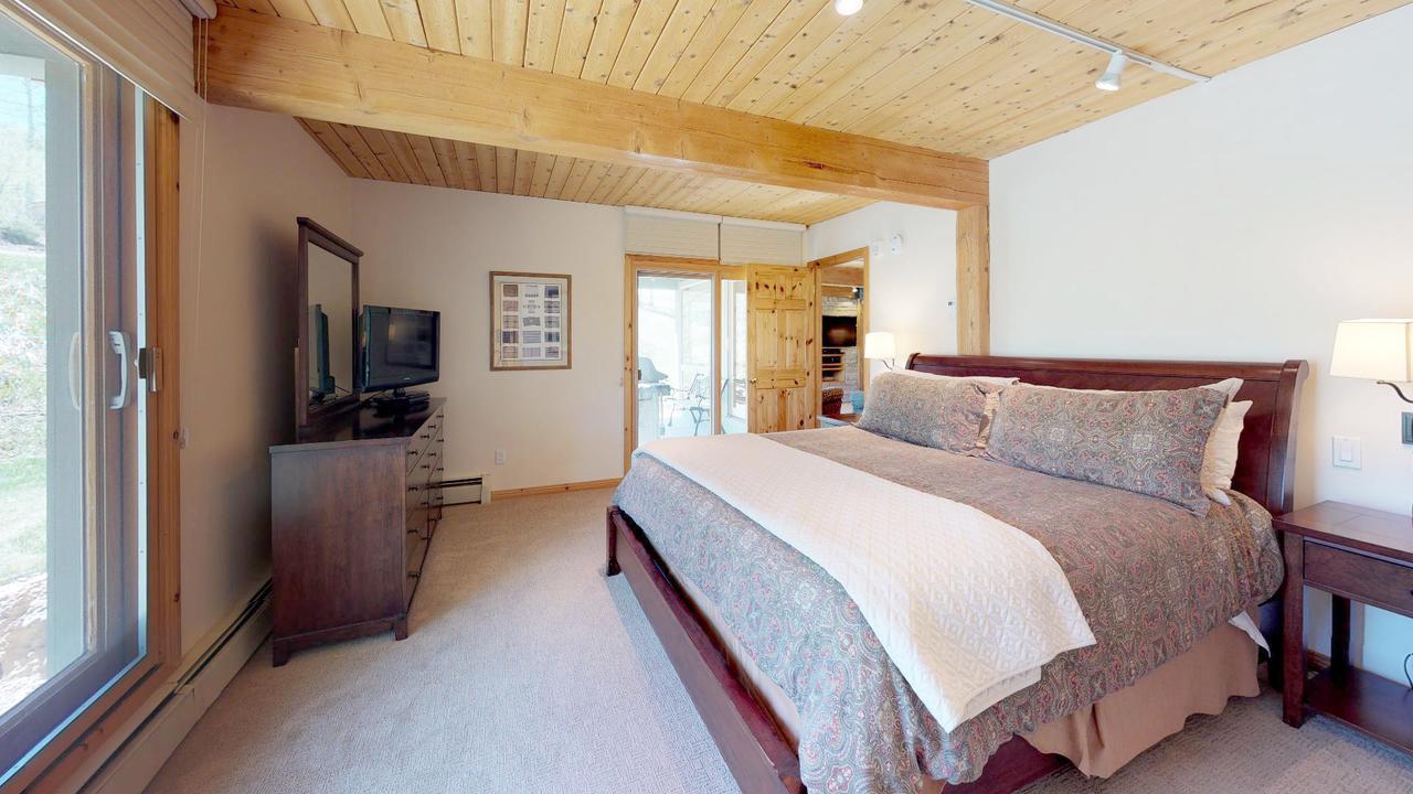 Top Of The Village, A Destination Residence - thumb 8