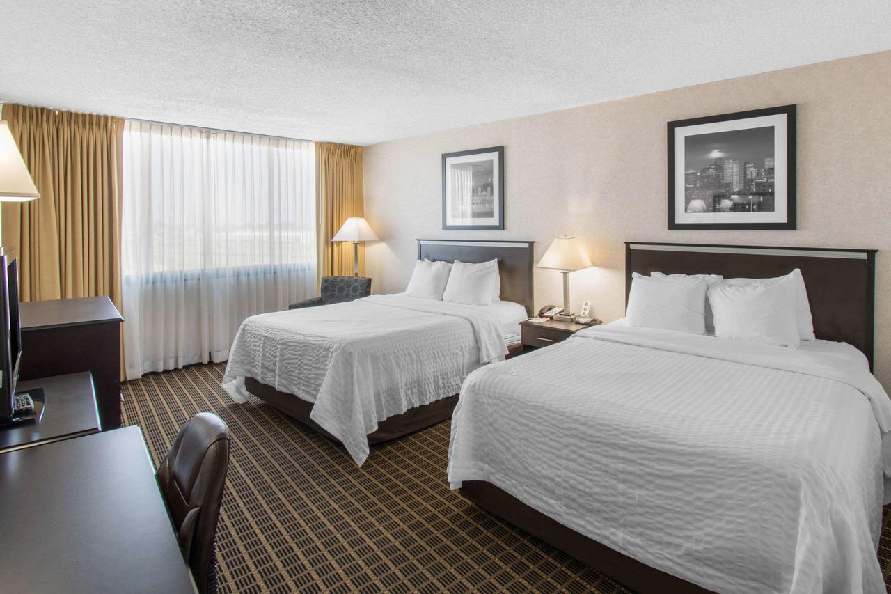 Clarion Hotel Denver Central - thumb 31