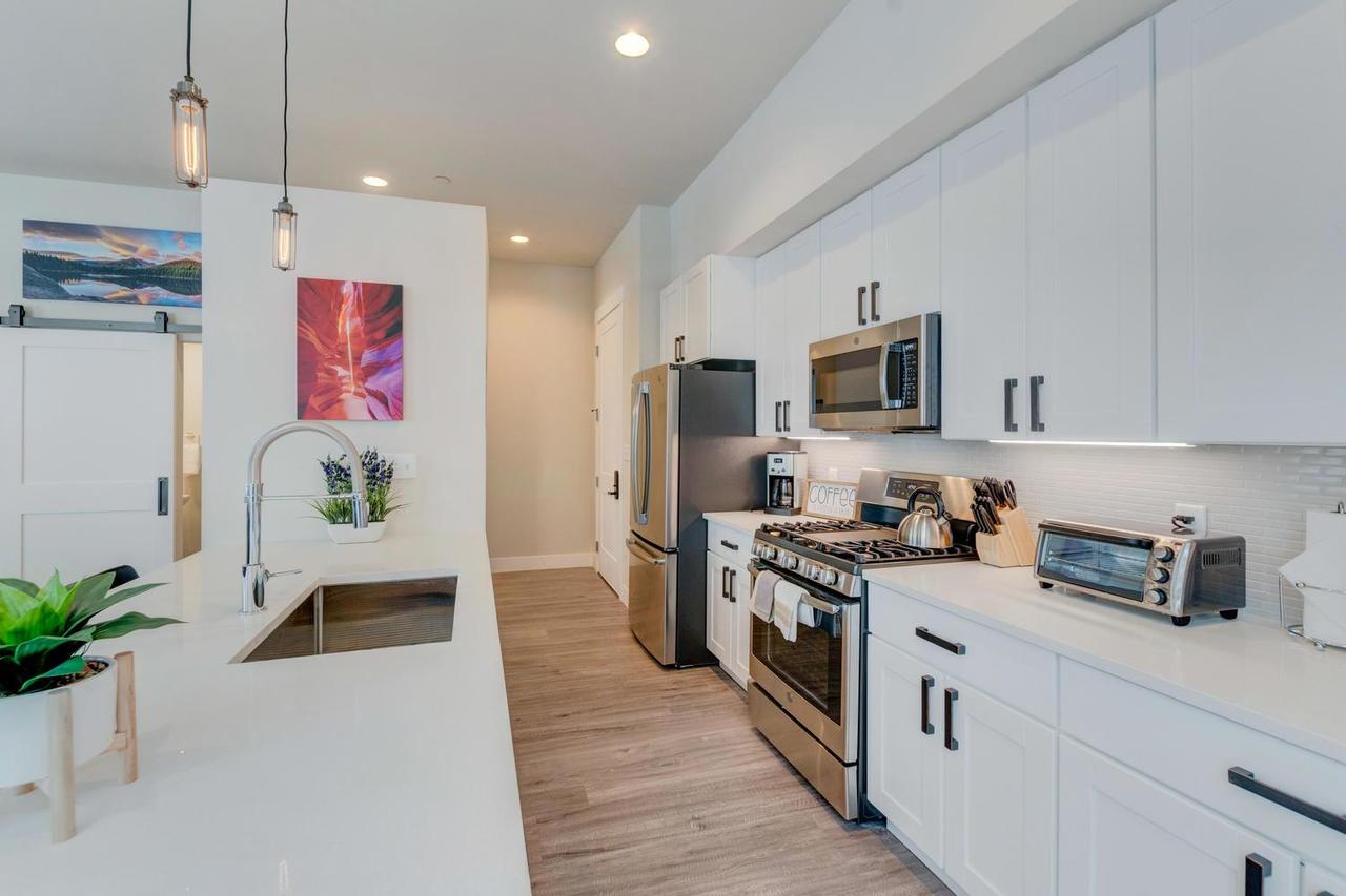 Downtown WP Luxury Loft #14 Near Resort - Free Activities Daily And Shuttle - thumb 7