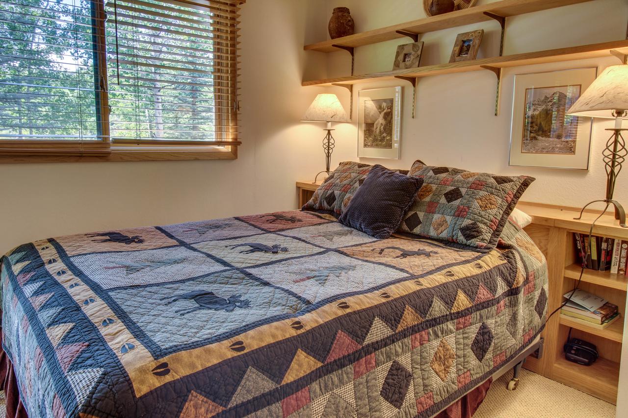 Cozy Slopeside Condo - thumb 26