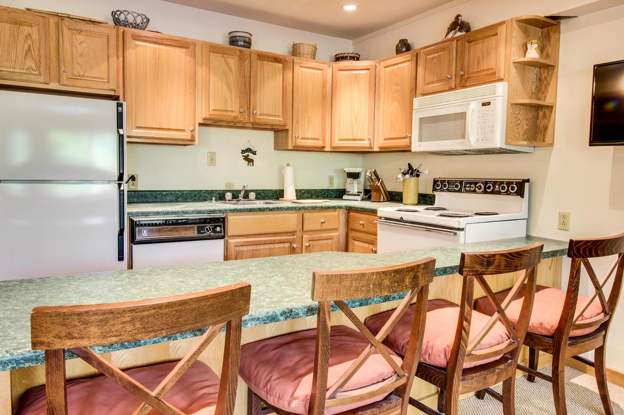 Cozy Slopeside Condo - thumb 11