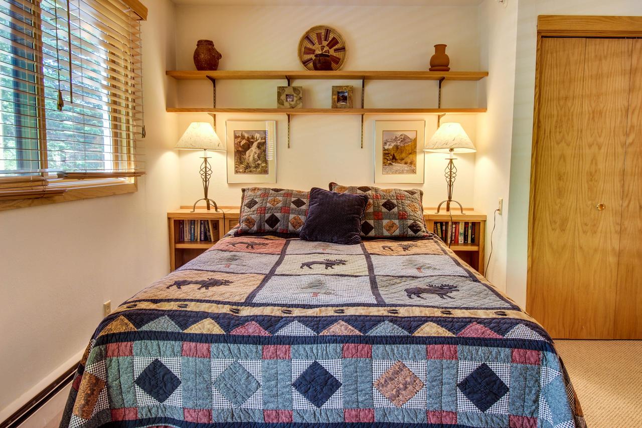 Cozy Slopeside Condo - thumb 25