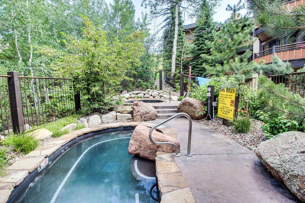 Cozy Slopeside Condo - thumb 41