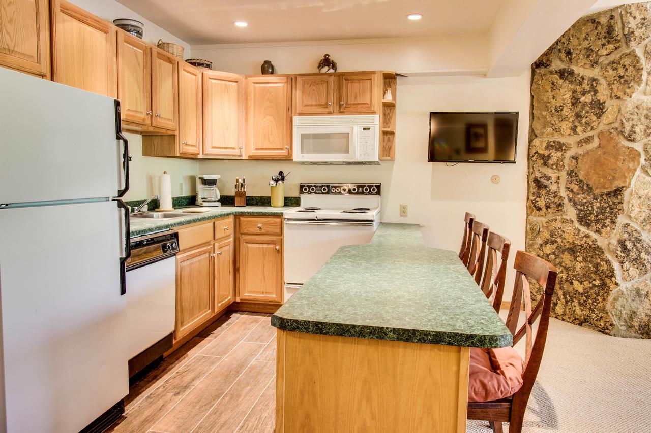 Cozy Slopeside Condo - thumb 9
