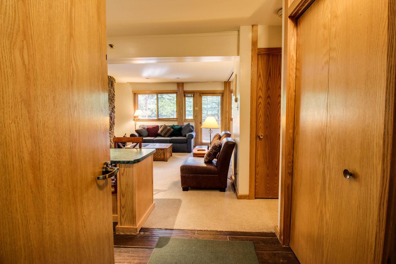 Cozy Slopeside Condo - thumb 37