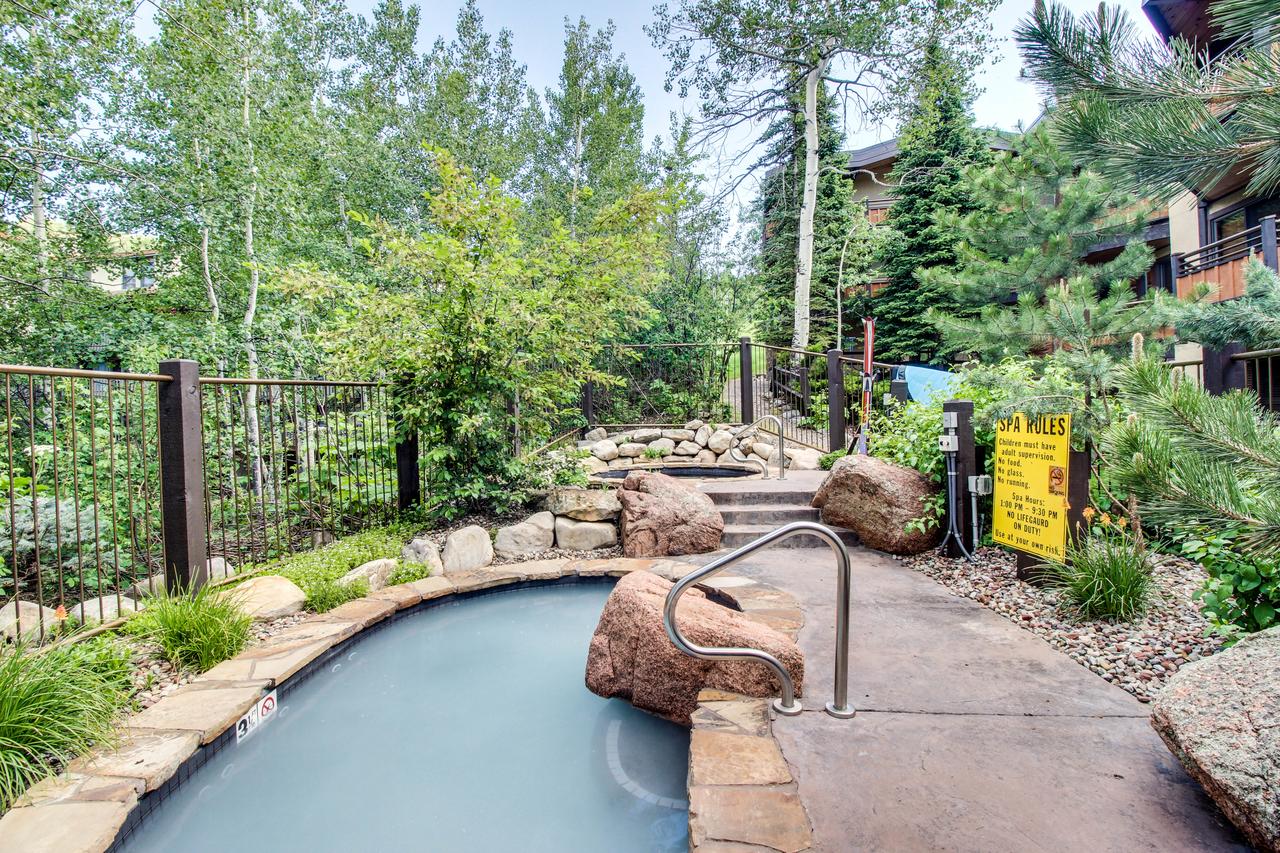 Cozy Slopeside Condo - thumb 42