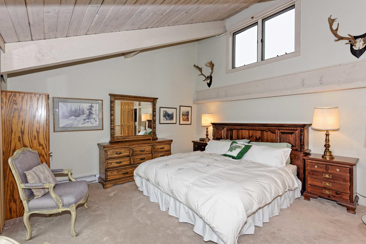 55 Upper Woodbridge Rd Unit F-4 Condo - thumb 14