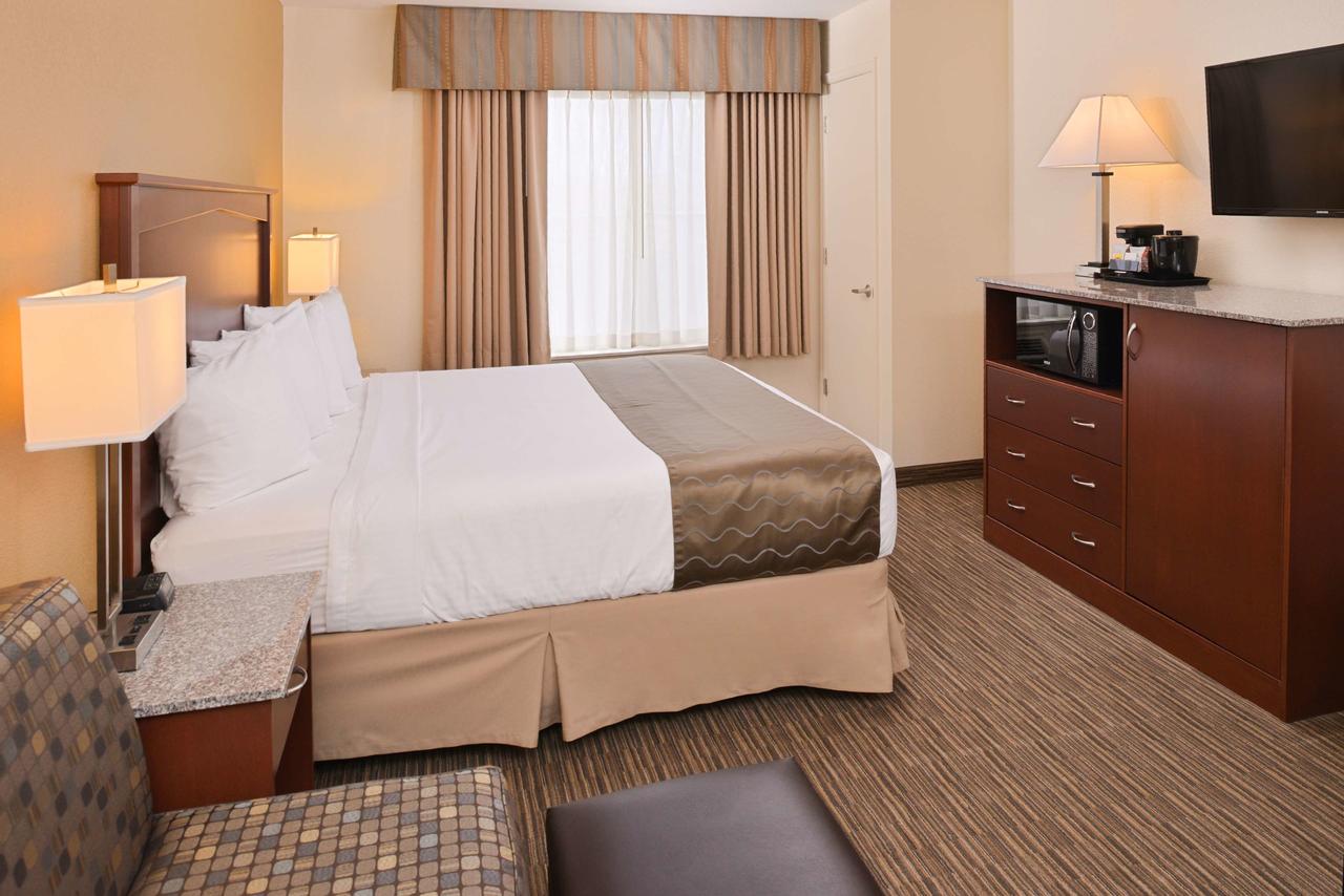 Best Western Executive Inn & Suites - thumb 23