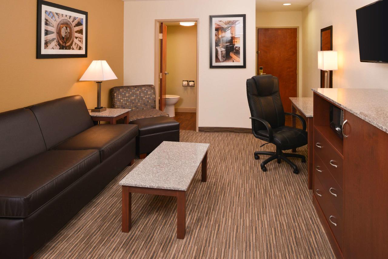 Best Western Executive Inn & Suites - thumb 14
