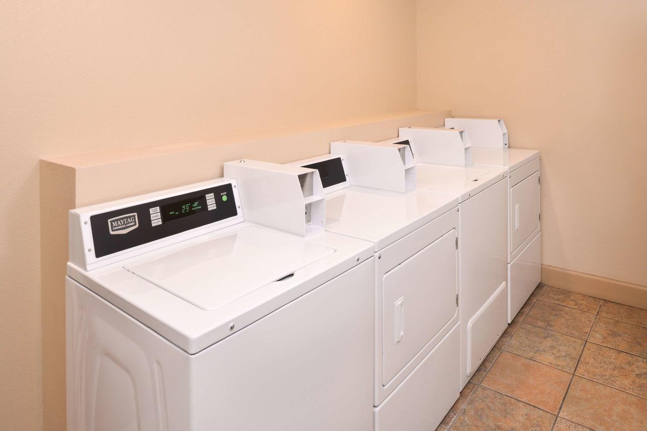 Best Western Executive Inn & Suites - thumb 25