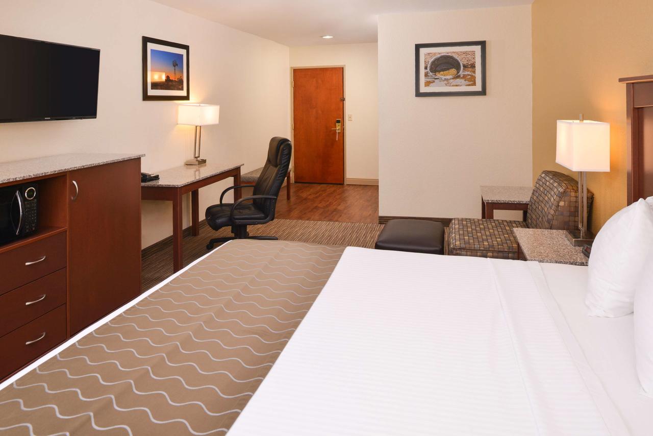 Best Western Executive Inn & Suites - thumb 22