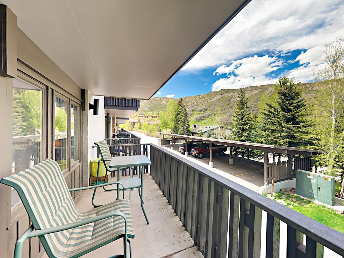 150 Carriage Condo - thumb 17