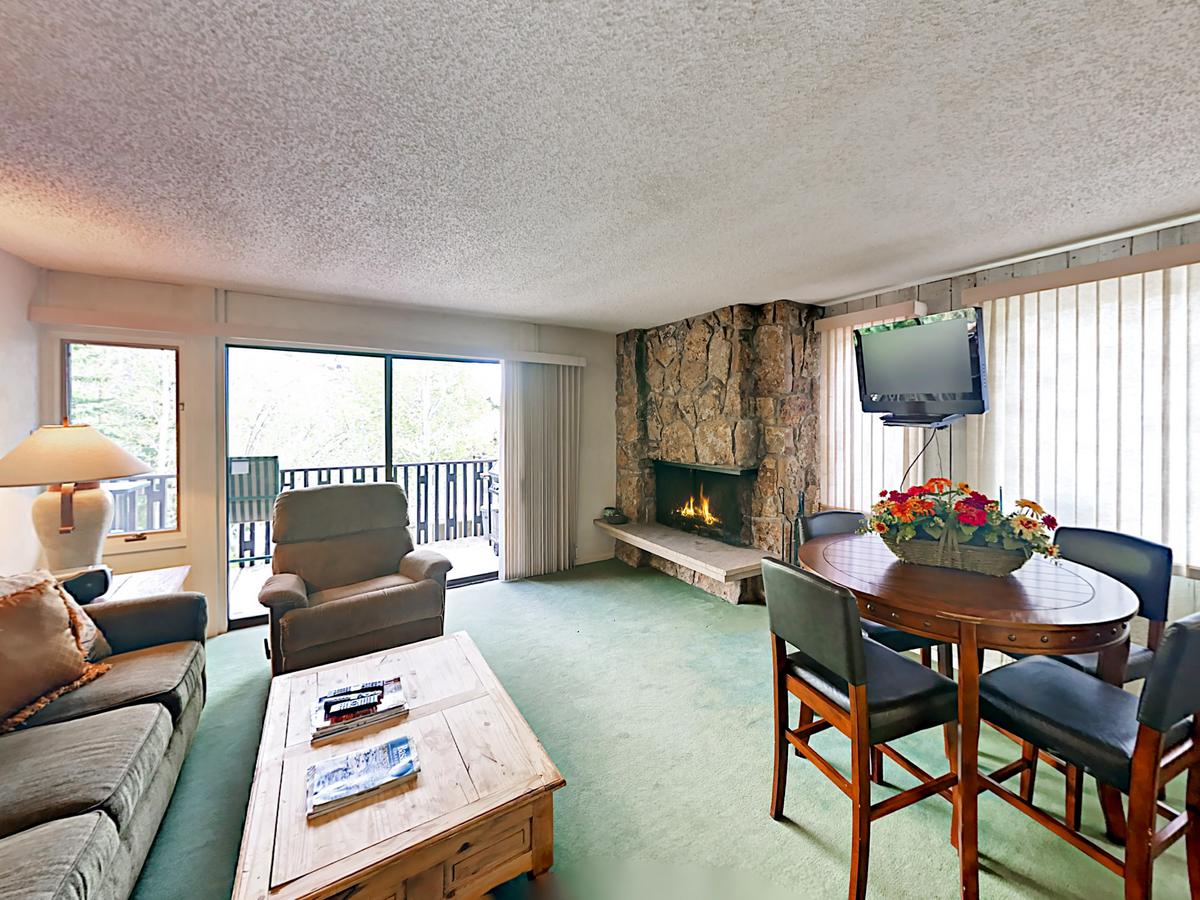 150 Carriage Condo - thumb 10