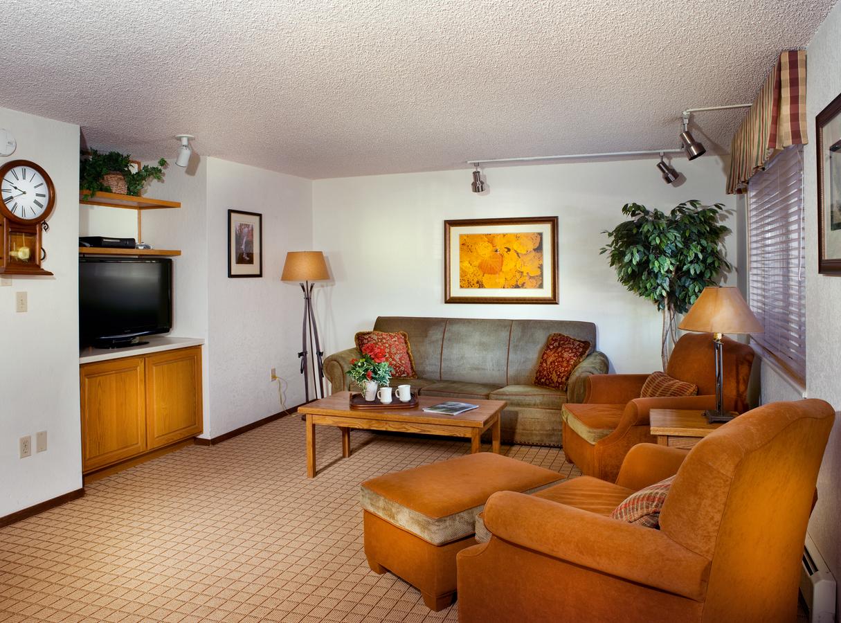 Eagle Point Resort - thumb 6
