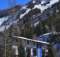 St Moritz Lodge and Condominiums - Tourism Bookings