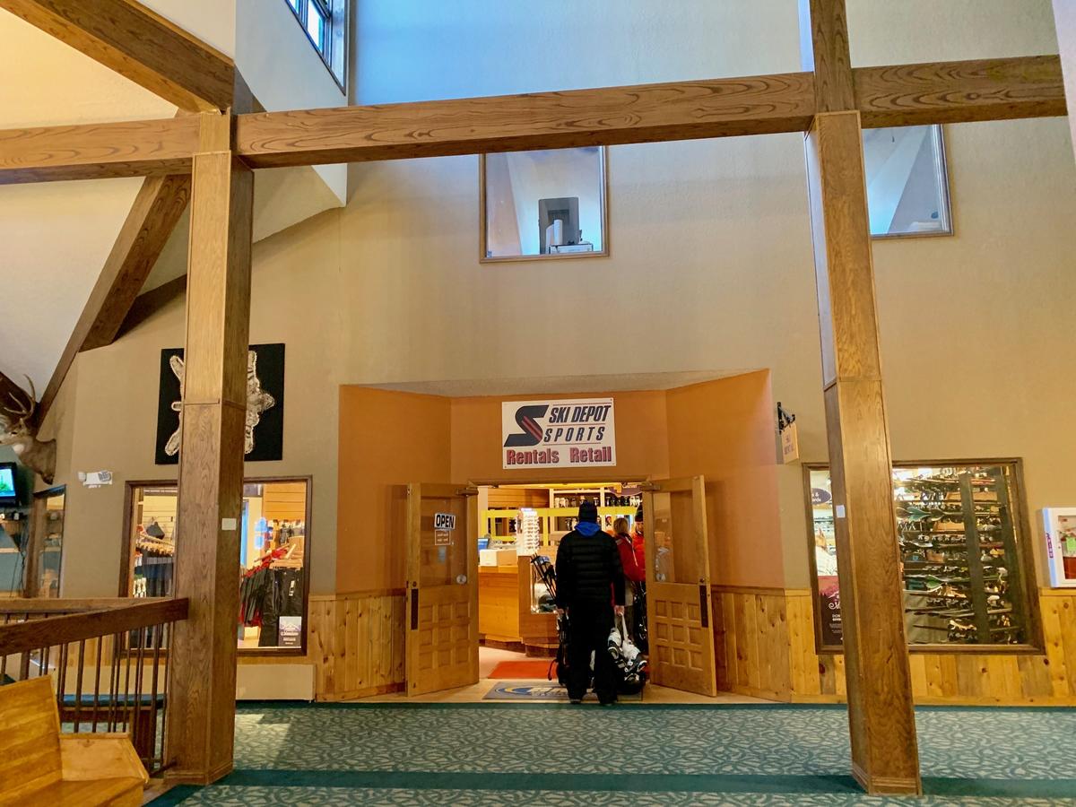 Style & Comfort At The Inn At SilverCreek - thumb 23